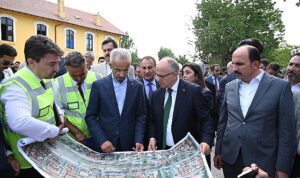 bakan-uraloglu-konya-buyuksehir-ile-is-birligimizin-tum-sehirlere-ornek-olmasini-diliyorum-mCh2urYw.jpg