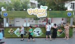 didimde-bir-ilk-vegan-bufe-hizmete-basladi-zqxOH3Ci.jpg