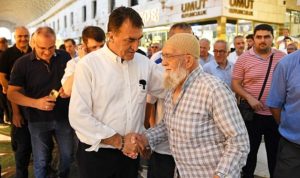 lider-dundar-carsi-esnafiyla-gonul-gonule-5Yj6iJCY.jpg
