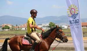 rahvan-at-yarisi-golcuk-kosusu-nefesleri-kesti-K74x6GuL.jpg
