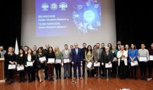 rektor-prof-dr-budak-eu-memleketler-arasi-standartlarda-bir-dunya-universitesi-oldugunu-kanitladi-z8bSFVrX.jpg