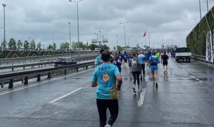 19-istanbul-yari-maratonu-bagis-kampanyasiyla-450-cocuk-nitelikli-egitim-dayanagina-kavustu-vREPmuL8.jpg