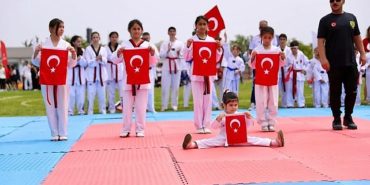 19-mayis-ataturku-anma-genclik-ve-spor-bayrami-didimde-merasimlerle-kutlandi-p8HQ1VfK.jpg