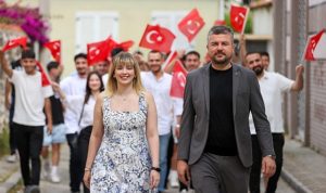 buca-belediyesinden-19-mayisa-ozel-duygulandiran-sinema-IJEyrmNW.jpg