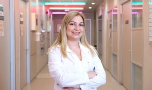 cocuk-gelisiminde-anahtar-rol-ailede-aile-etraf-ve-okul-cocugun-gelisimine-kiymetli-katkilar-sagliyor-GUW8Na9K.jpg