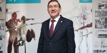 eczacilar-nilufer-belediyesi-dr-ceyhun-irgil-saglik-muzesinde-bulustu-WUP2KR6f.jpg
