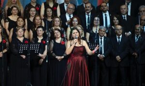 egenin-turkusu-konakta-yankilandi-tEsp2h9P.jpg