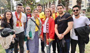 lider-keyifli-goztepenin-super-lig-coskusuna-ortak-oldu-NnSKvDMN.jpg