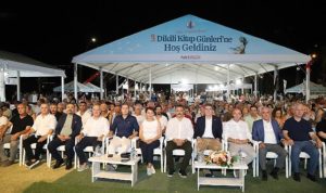 3-dikili-kitap-gunleri-yerel-yonetim-ve-siyaset-bulusmasi-fssaJwrD.jpg