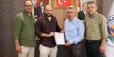 akilli-belediyecilikte-yeni-bir-adim-kandira-belediyesi-tapu-dagitimina-basladi-6EOAqpRF.jpg