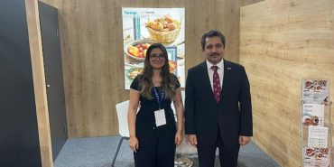 ege-kuru-meyve-ve-mamulleri-ihracatcilari-birligi-fia-2024-fuarinda-buyuk-basari-yakaladi-yhjsZTbu.jpg