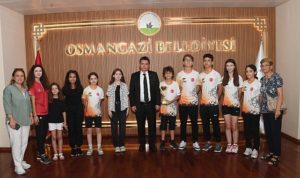 genc-sporcularimizdan-baskan-aydina-ziyaret-GU42xC4E.jpg