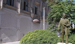 izmir-buyuksehir-belediyesi-tarihi-buyuk-kardicali-hani-yeniden-canlandiriyor-AT9kQfxe.jpg