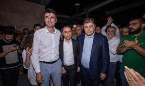 izmirde-adalet-arayisi-izsu-genel-muduru-ve-genel-mudur-yardimcisi-serbest-birakildi-G1H1ks91.jpg