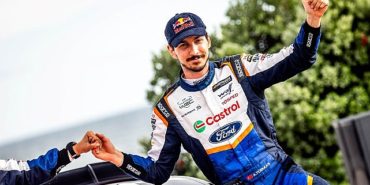 ali-turkkan-ve-castrol-ford-takimi-finlandiya-rallisinde-zirveye-dogru-ilerliyor-UifcCqtm.jpg