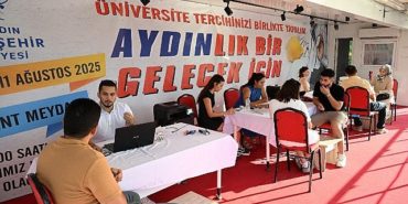 baskan-cercioglundan-genclere-yks-destegi-tercih-tiri-ile-universite-adaylarina-destek-VcJXJQt8.jpg