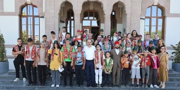 ozel-bireyler-ozel-genc-komek-yaz-okulu-ile-unutulmaz-bir-yaz-yasiyor-9RVpXSEj.jpg