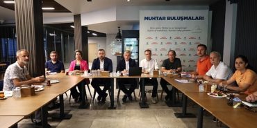 buyuksehirde-muhtar-bulusmalari-ruzgari-estiriyor-sehirde-yeni-bir-iletisim-donemi-basladi-GN9SZ2YR.jpg