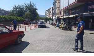 efes-selcukta-sehir-ici-trafikte-cigir-acan-yeni-donem-basladi-l57DXaFd.jpg