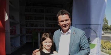 gezici-kutuphane-bir-yildir-yollarda-kitap-sevenler-icin-mobil-kutuphane-hizmeti-yqZE1YL8.jpg