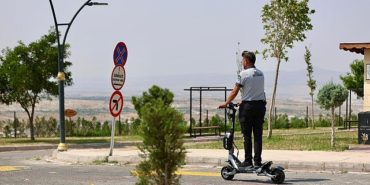 kahveci-daginda-scooterli-guvenlik-gorevlilerinin-buyuleyici-hikayesi-8bNKnd2w.jpg