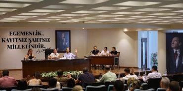 mecliste-gundemde-sasirtici-gelisme-yayalastirma-projesi-ve-isgaliye-detaylariyla-bulusuyor-yN19z17X.jpg