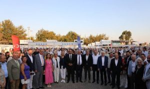 olmez-agacin-golgesinde-kitap-edremit-7-kitap-fuari-basladi-vUBPyqX6.jpg