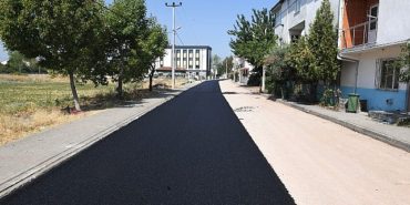osmangazide-asfalt-seferberligi-basladi-yollar-yenileniyor-sehir-canlaniyor-8JFvbPT2.jpg