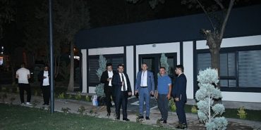 sancak-parki-ve-cay-bahcesi-yenileme-calismalariyla-yeni-bir-soluk-kazaniyor-BdcQP83h.jpg
